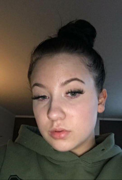 Juliet Mary, 20, United States