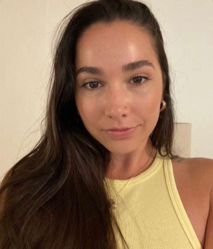 Ella Waltman, 27, United States