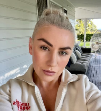 Lori, 35, United States