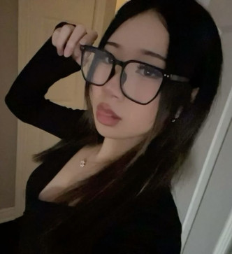 Bellarose224, 22, Australia