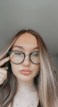 Linda Clark, 30, United States