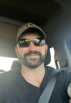 Jeffrey Anderson, 45, United States