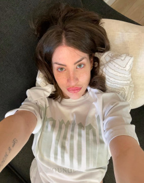 Dahlia, 30, United States