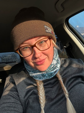 Isla Burton, 33, United States