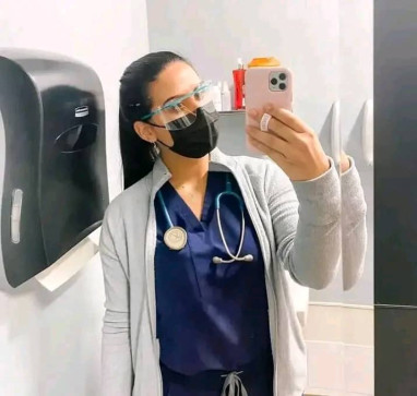 Alexa Mora, 40, Yemen