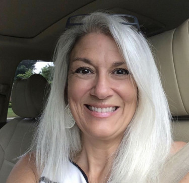 Caroline, 55, United States