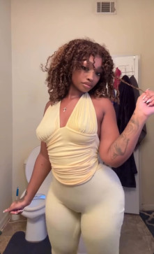 Goddessmyrah, 19, United States