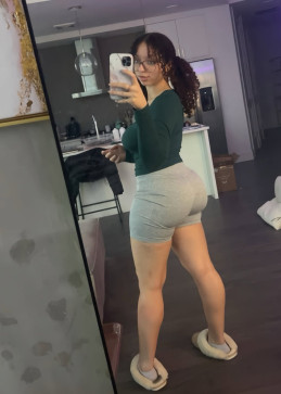 Lori Sock, 27, United States