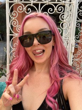 Rose, 35, United States