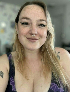 Nova Grace, 22, United States