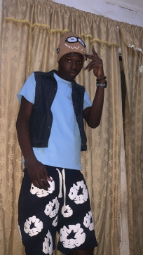 Hussein, 18, United States