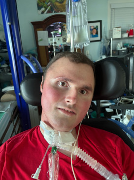 Carrocce11, 27, United States