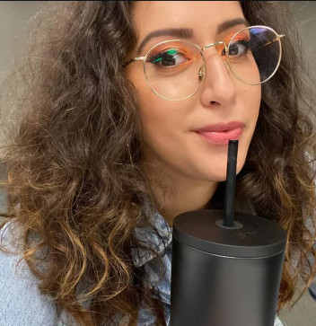 Maryerb, 33, United States