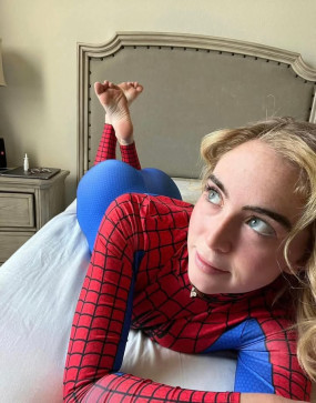 Grace, 23, United States