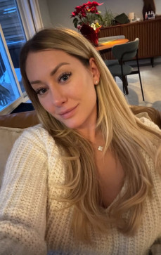 Brenda, 32, United States