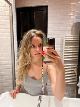 Lara, 27, United States