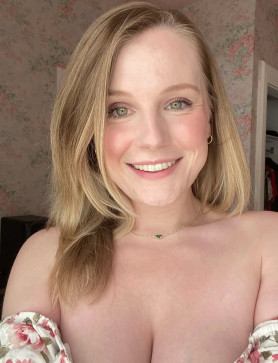 Kaitlyn Jae, 30, United States