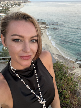 Jane Erinn Mariee, 40, United States