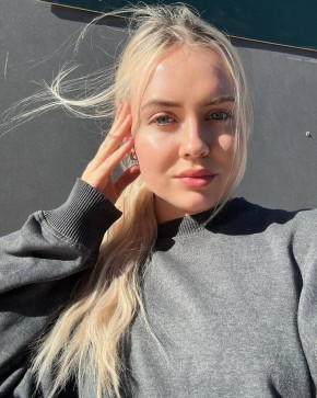 Sarah Rojas, 38, United States