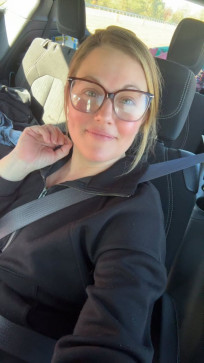 Marie, 35, United States