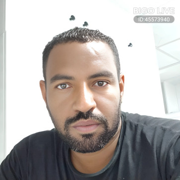 Ali Farss, 35, Netherlands