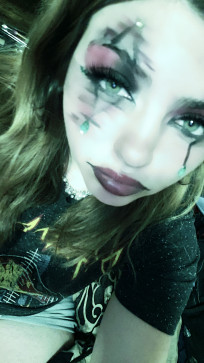 Leslio Dela, 18, United States