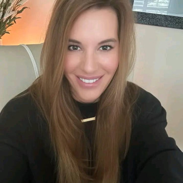 Melissa Hansen, 29, United States