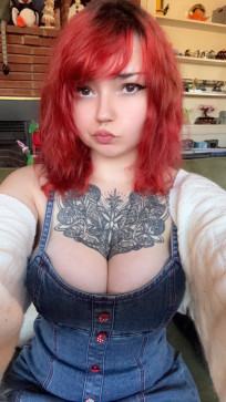 Sarah, 25, United States