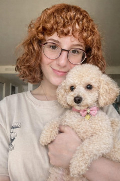 Eli Zabeth, 26, United States