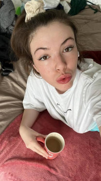 Claura Marlowe, 28, United States