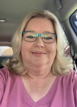 Bernice Lurell, 48, United States