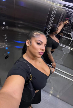 Yvonne, 25, United States