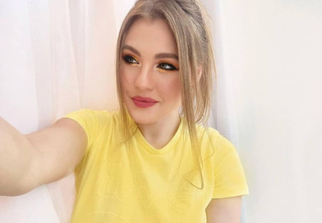 Dora, 29, United States