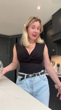 Stella, 29, United States