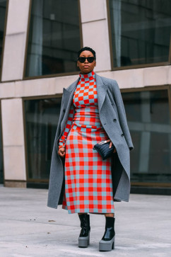 Olivia Miller, 22, United States