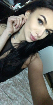 Sophia, 27, United States