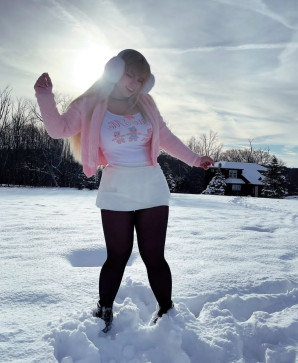 Sabrina Banks, 31, United States