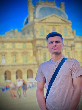 Alikkbhan, 26, United Kingdom