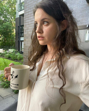 Alice Tasha, 29, United States