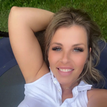 Kristy Leslie, 34, United States