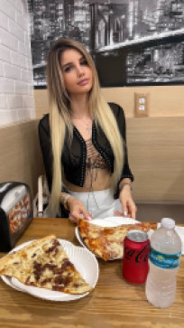 Alina, 24, United States