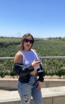 Jodi, 26, United States