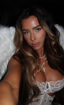 Emily Patton, 31, United States