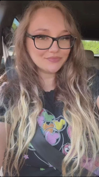 Lindareynolds9696, 23, United States