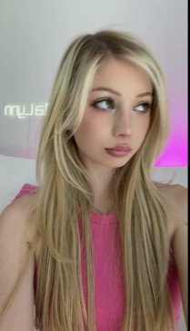 Melissa Ann, 24, United States