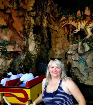 Donna Hellen, 51, United States