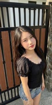 Izy, 19, Philippines