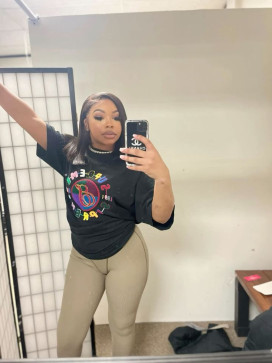 Soniamiller, 27, United States