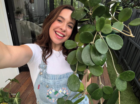 Caterina, 28, United States