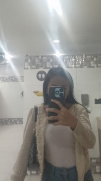 Sopeyeah, 22, Philippines